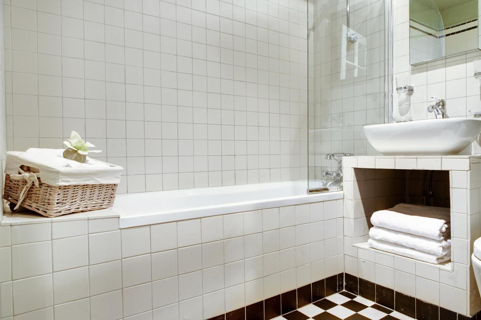 Marais Apartment Paris