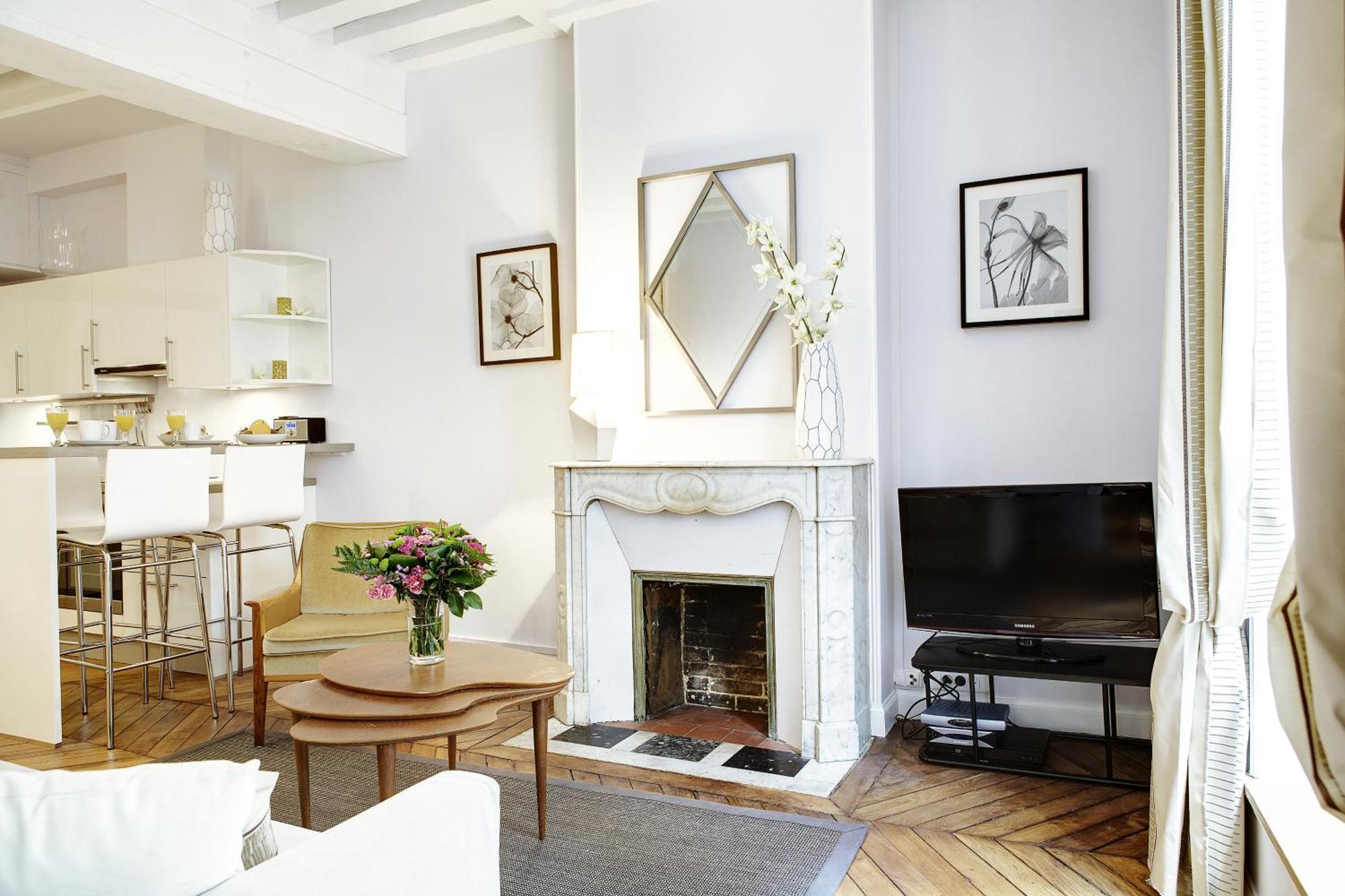 Apartment Marais